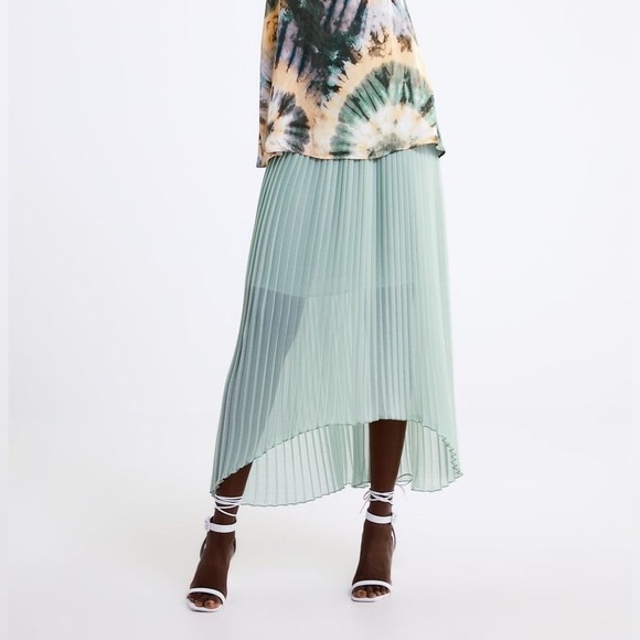 Chiffon pleated midi skirt - Picture 11 of 14